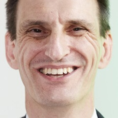Dr Stephen Smith